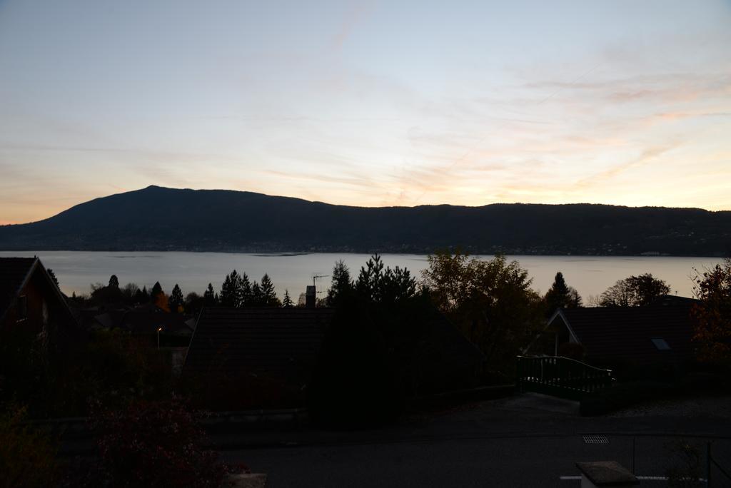 Entre Lac Et Montagne Veyrier-du-Lac Exterior photo